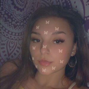 Meet your Posher, Kamalani